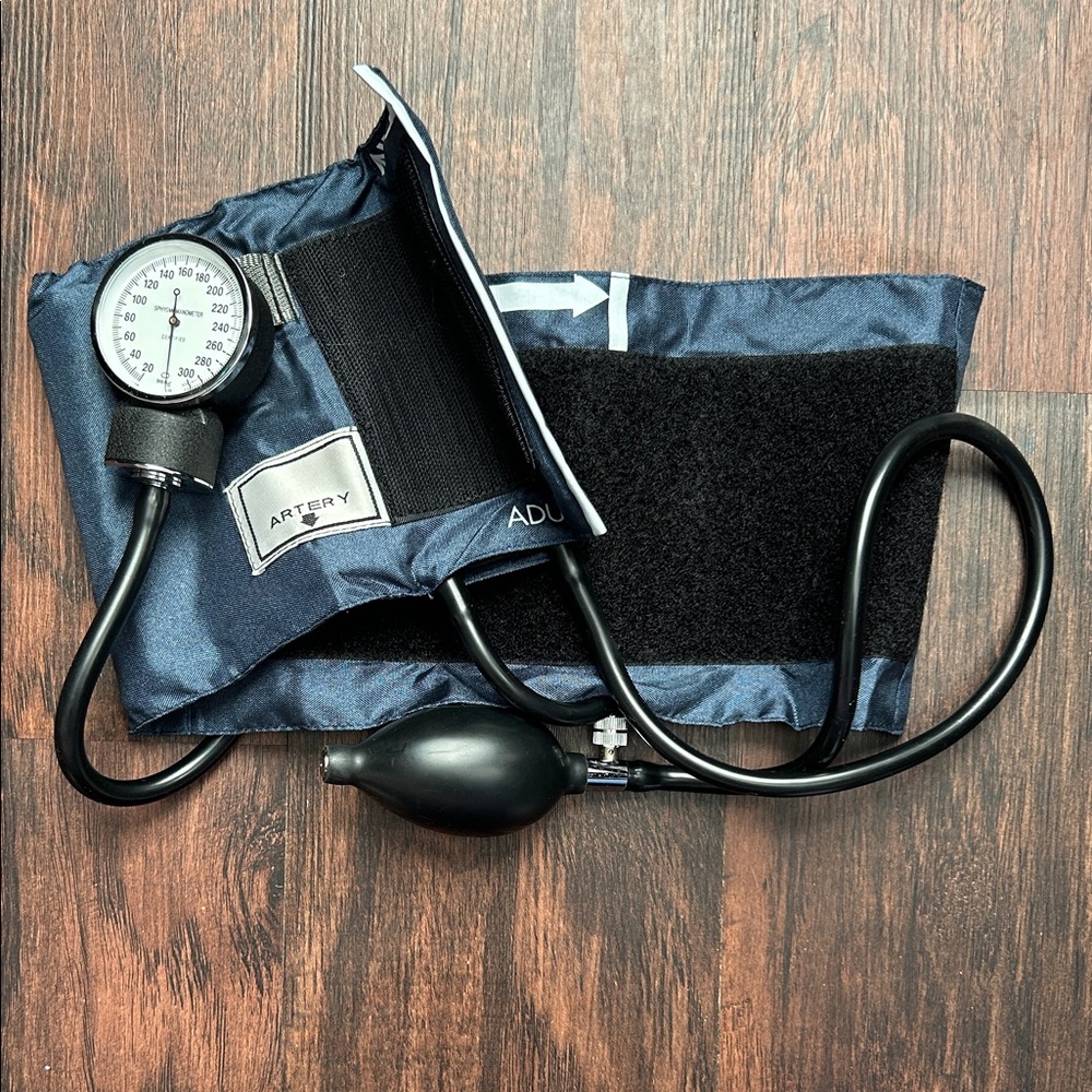 Manual Blood Pressure Cuff-Adult Size